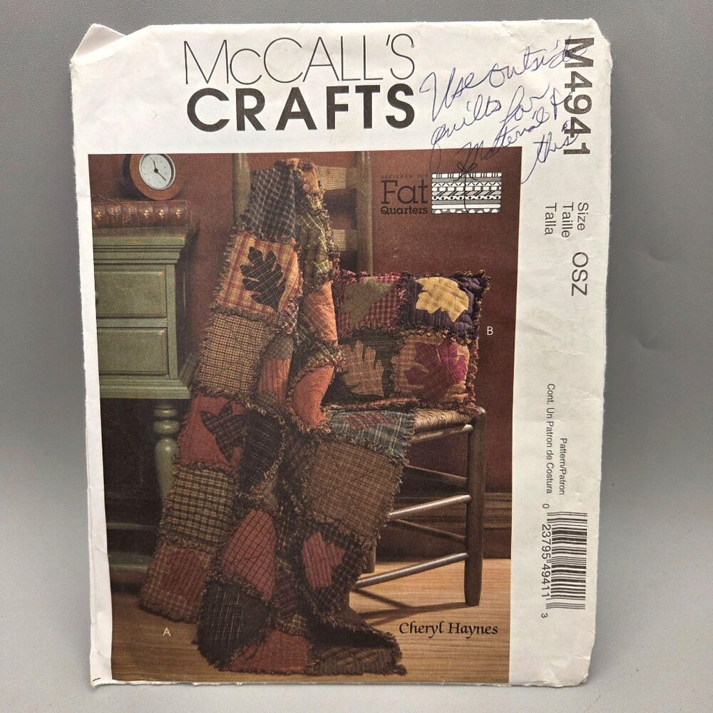 McCalls Crafts M4941 Fat Quarters Rustic Quilt & Pillow Pattern UNCUT